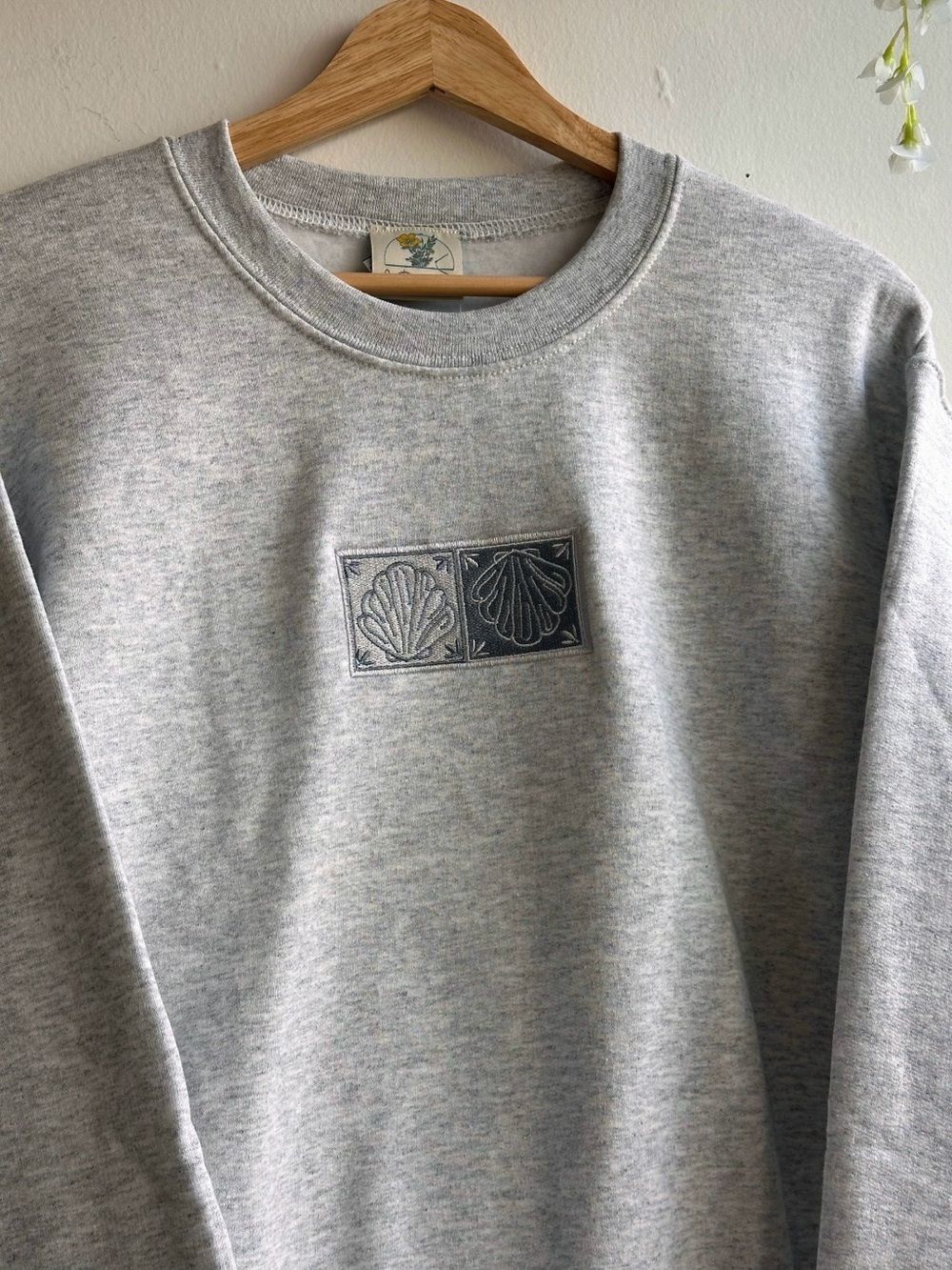 NWT Hand Crafted Light Gray Crewneck Sweatshirt with Shell Embroidery